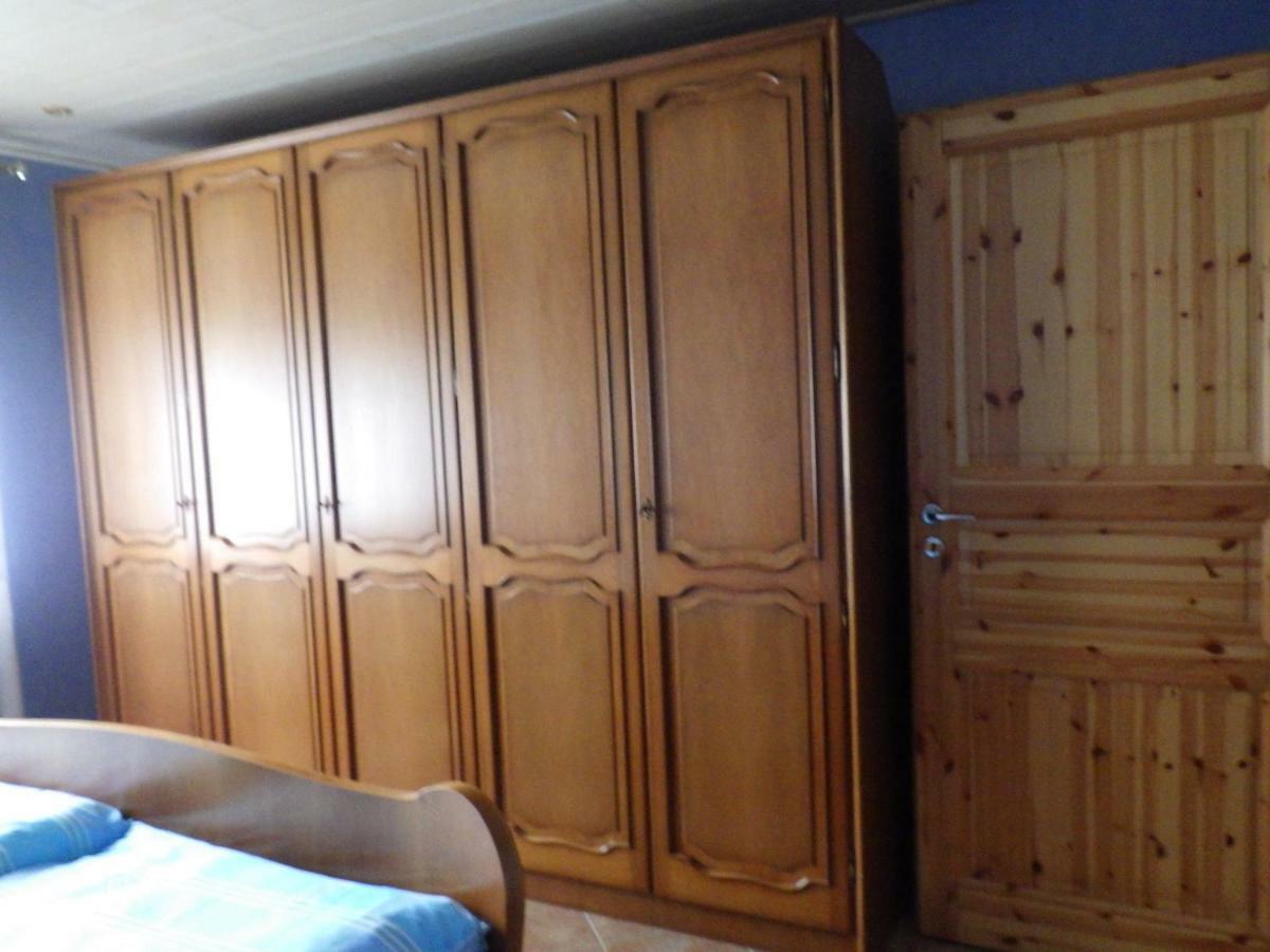 Ferienwohnung Kremer บัดมึนสเตอร์ไอเฟิล ภายนอก รูปภาพ